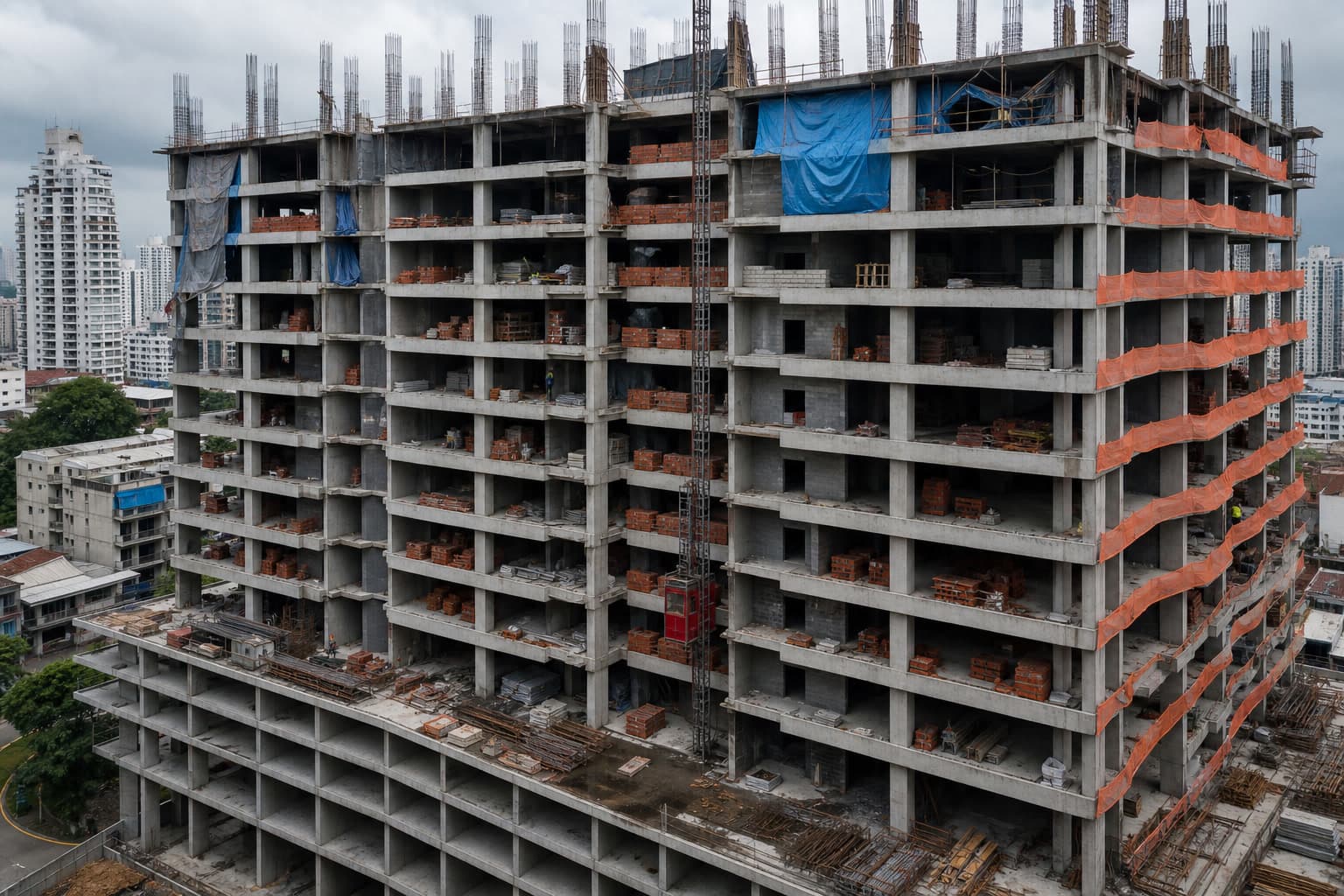 Estructura de concreto de un edificio en altura en fase de ejecución en Ciudad de Panamá