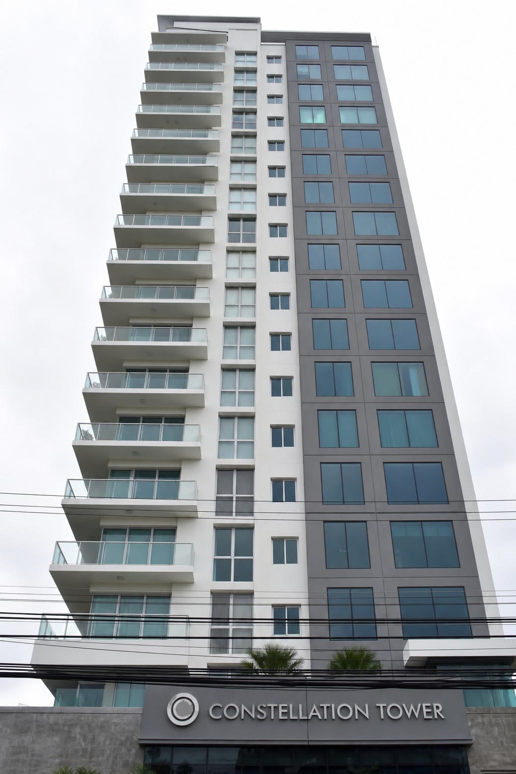 PH Constellation Tower, fachada residencial en Ciudad de Panamá